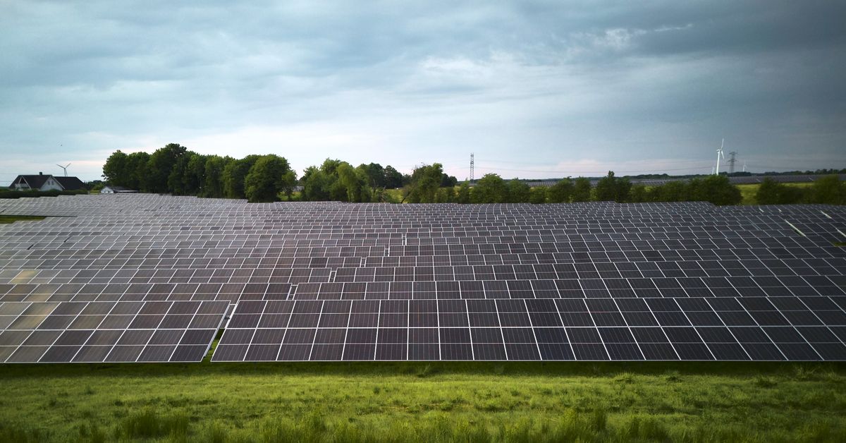AIP raises EUR 2 billion in first closing of fifth energy transition ...